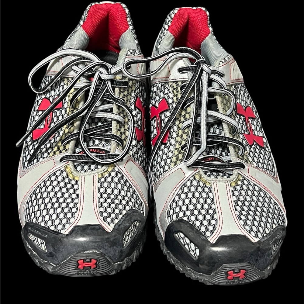 Under Armour men's Mesh Neutral Black and Red white Running Shoes size 10.5